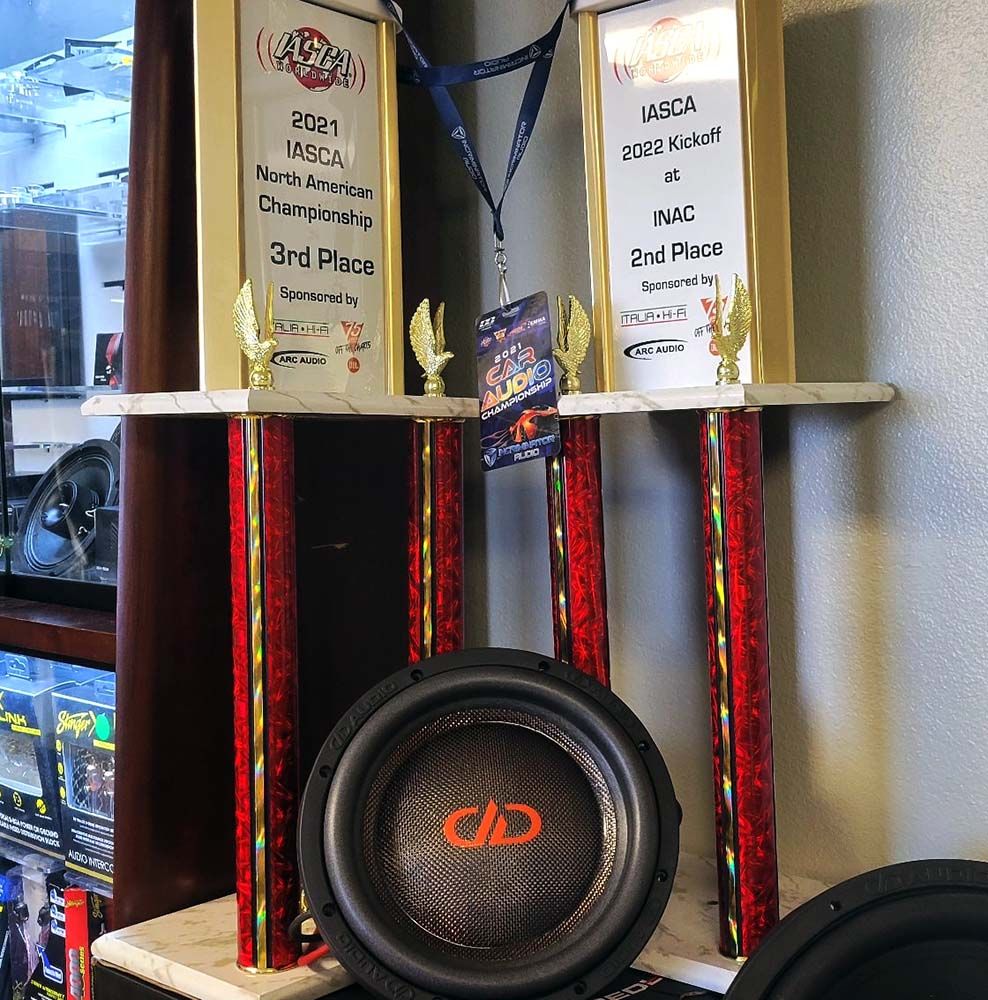 Photo of DD sub and trophies in Raam shop
