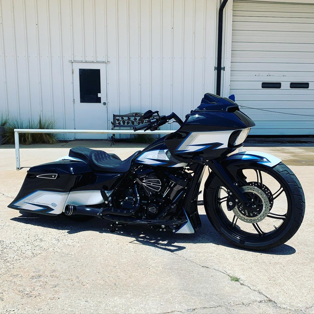 Photo of Black Road Glide in back of Covington Customs shop