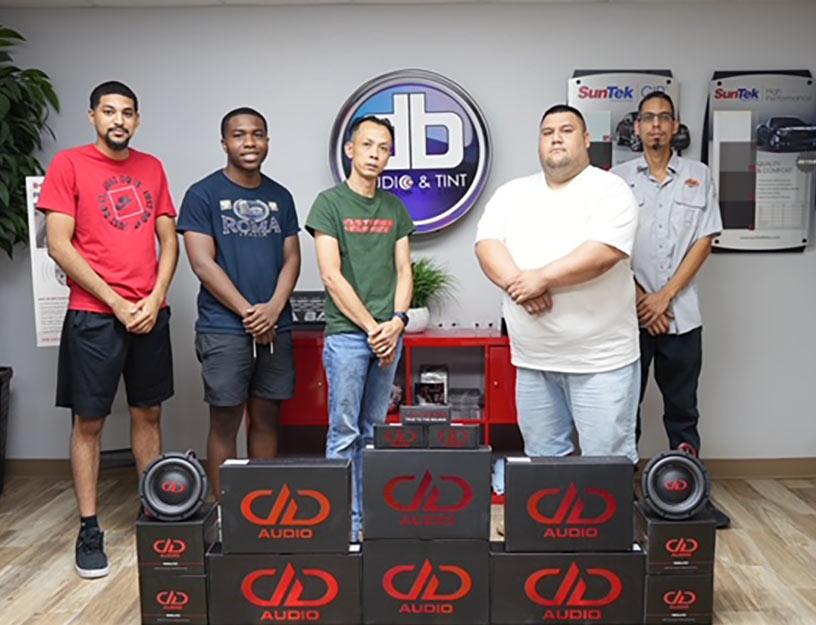 Photo of Da Bass shop interior with Staff
