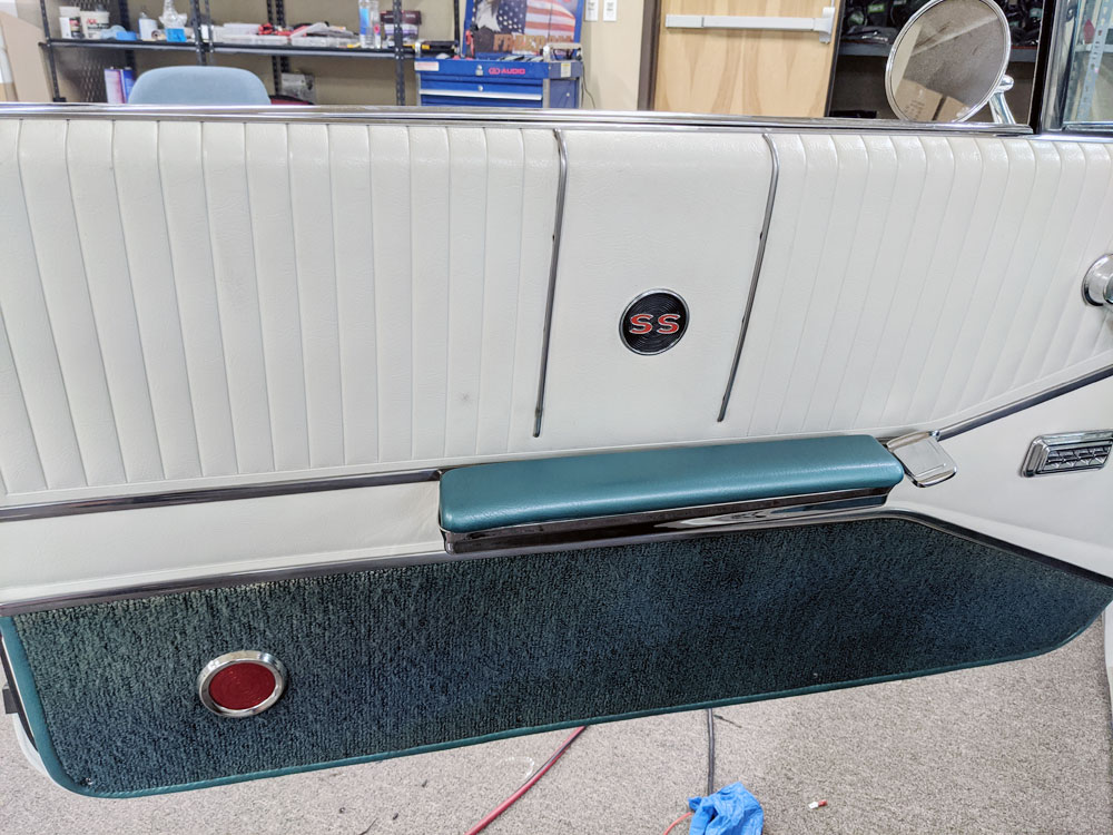 Photo of Livewire Customs install in 64 Impala