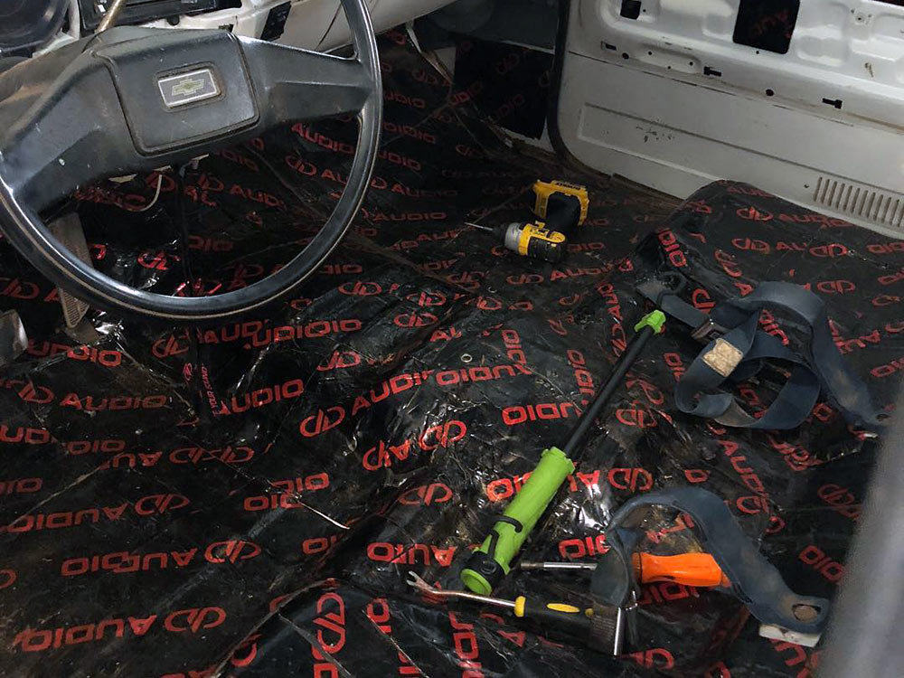 photo of Oklahoma Customs install with DD energy attenuation