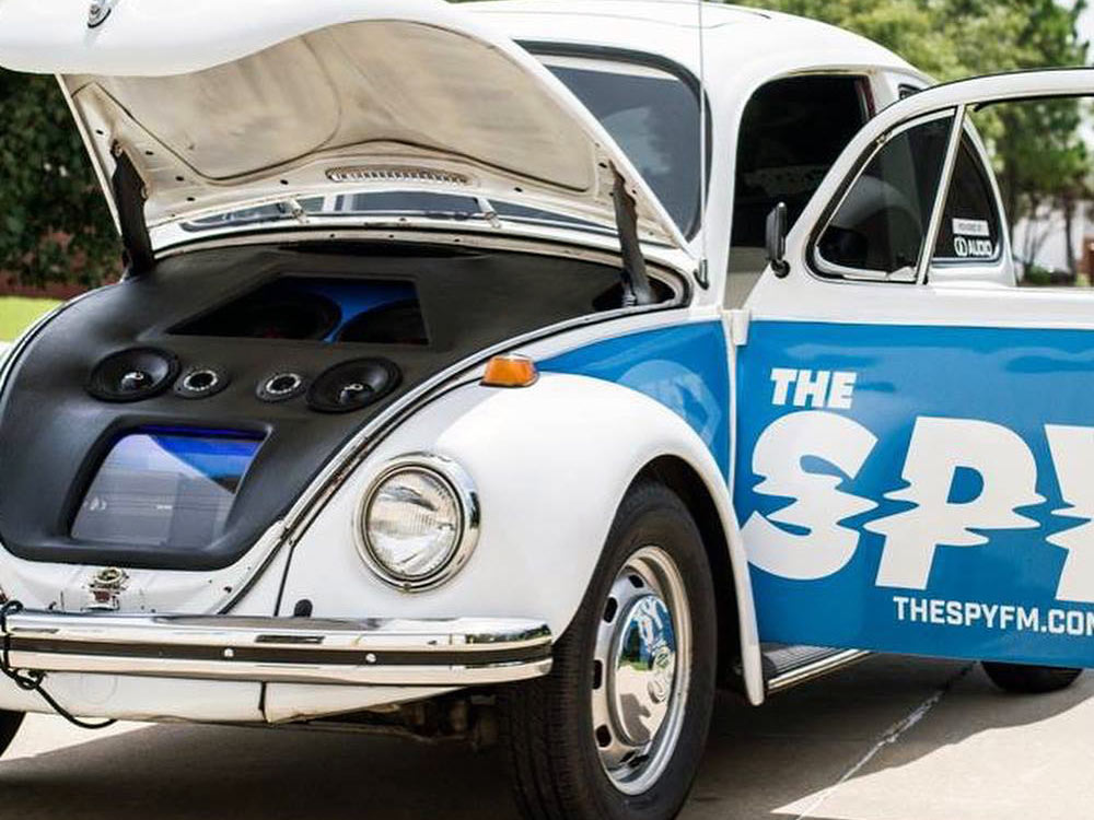photo of Oklahoma Customs install in SPY fm Bug